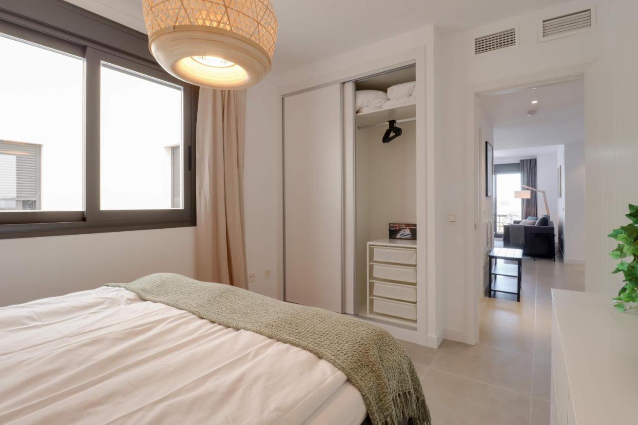 Marinsa Beach, 1 Bedroom With Seaview ตอร์ร็อกซ์ ภายนอก รูปภาพ